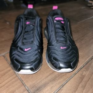 Nike 720s size 8 women's black and fuchsia